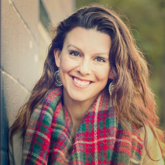 Meet your Posher, Shalise - Picture 1 of 1